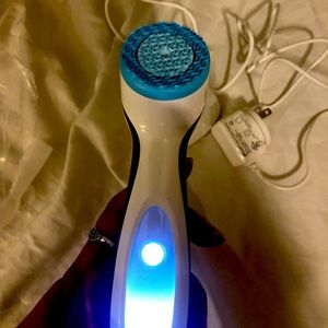 LumiSpa ageLOC by NU Skin facial cleaner